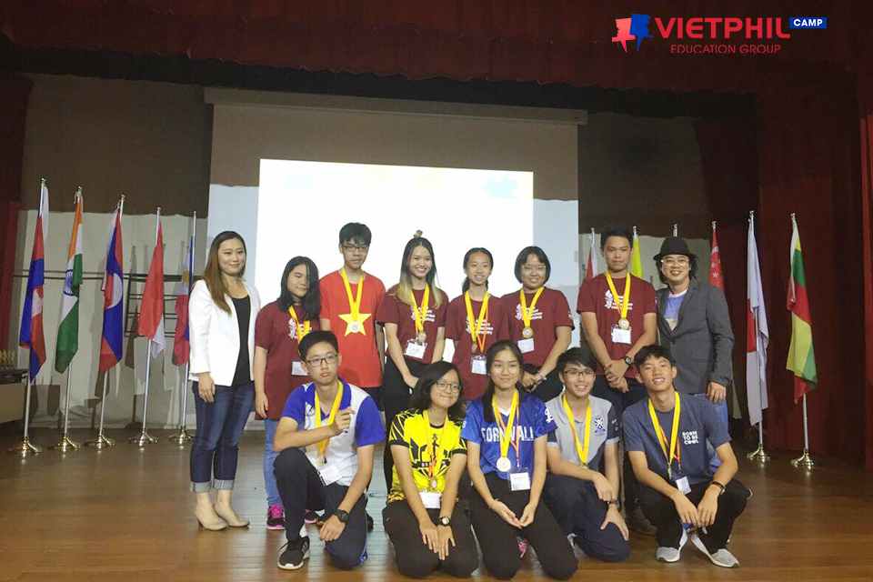 trai-he-nha-lanh-dao-tr-Chau-A