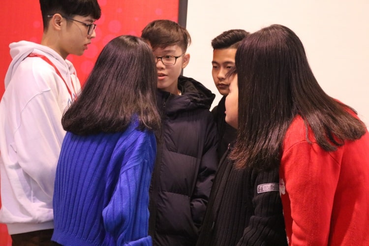 con-ban-co-phai-lanh-dao-da-chieu (1)