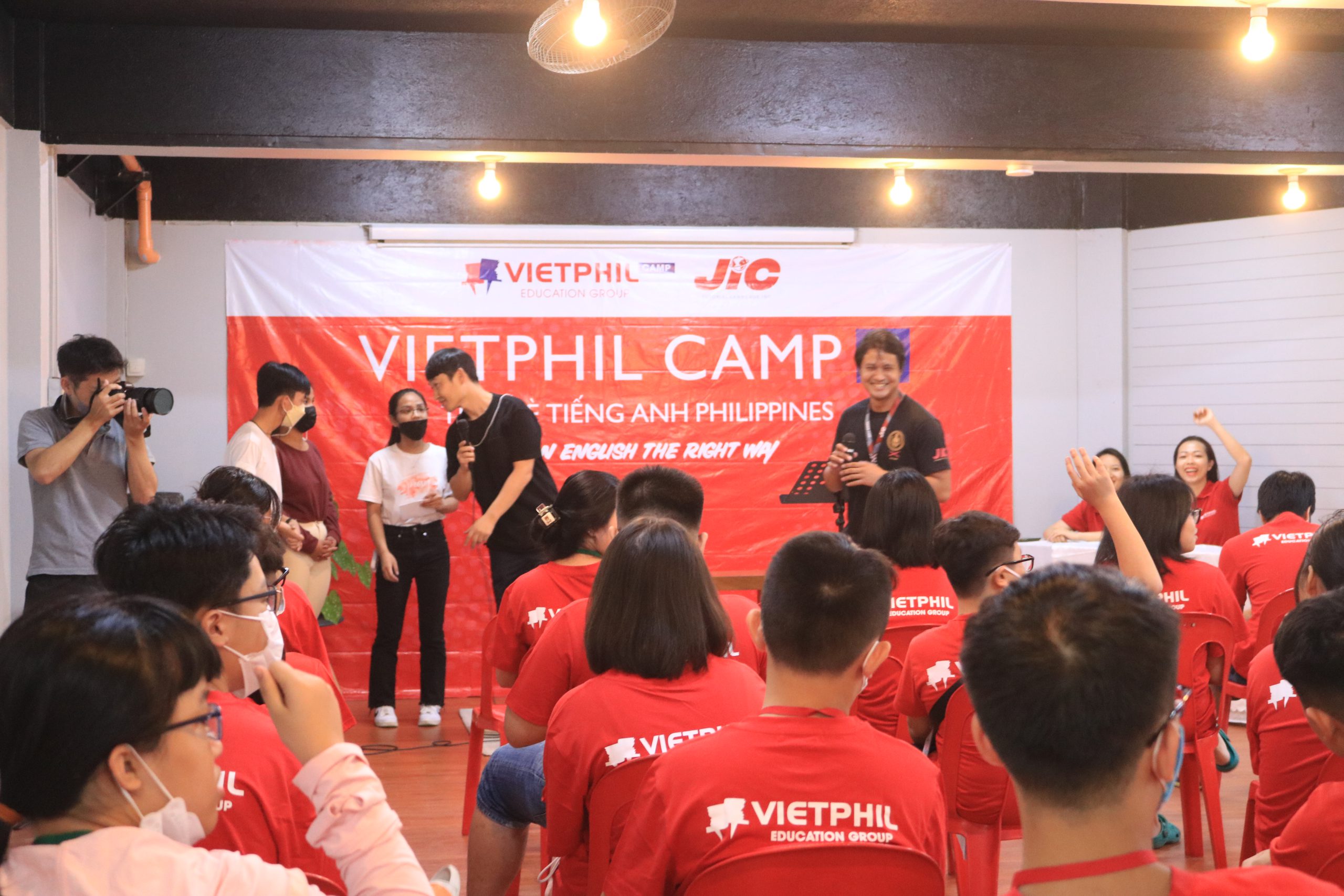 Học viên luôn nhận được sự hỗ trợ từ phía nhà trường và VietPhil