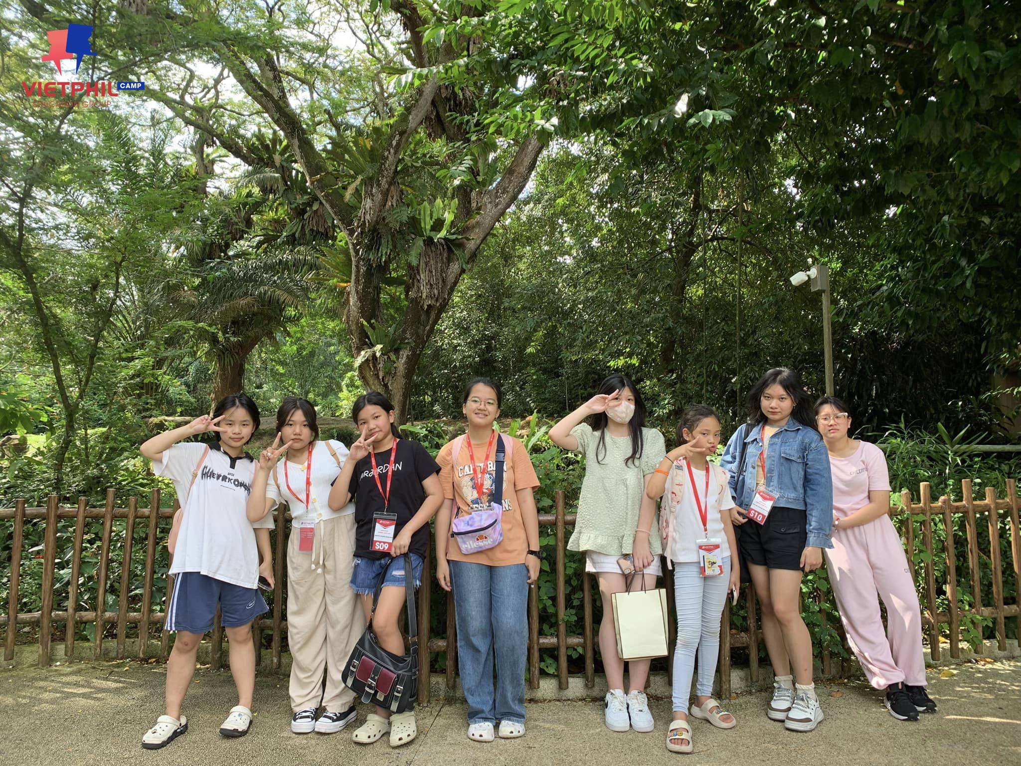 Trai-he-Singapore-VietPhil