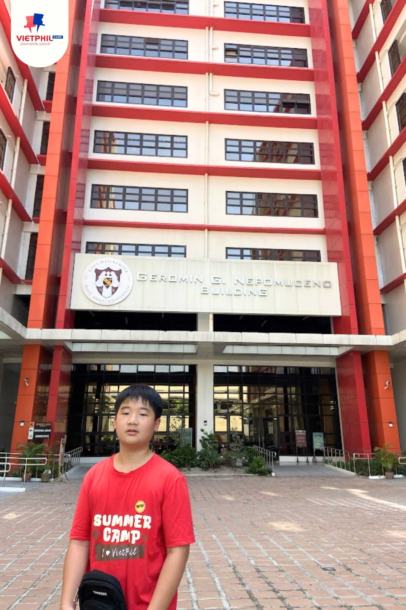 Chinh phuc thanh pho voi chuyen City Tour cung cac ban nho trai he EG Academy 2024 - Cover Image