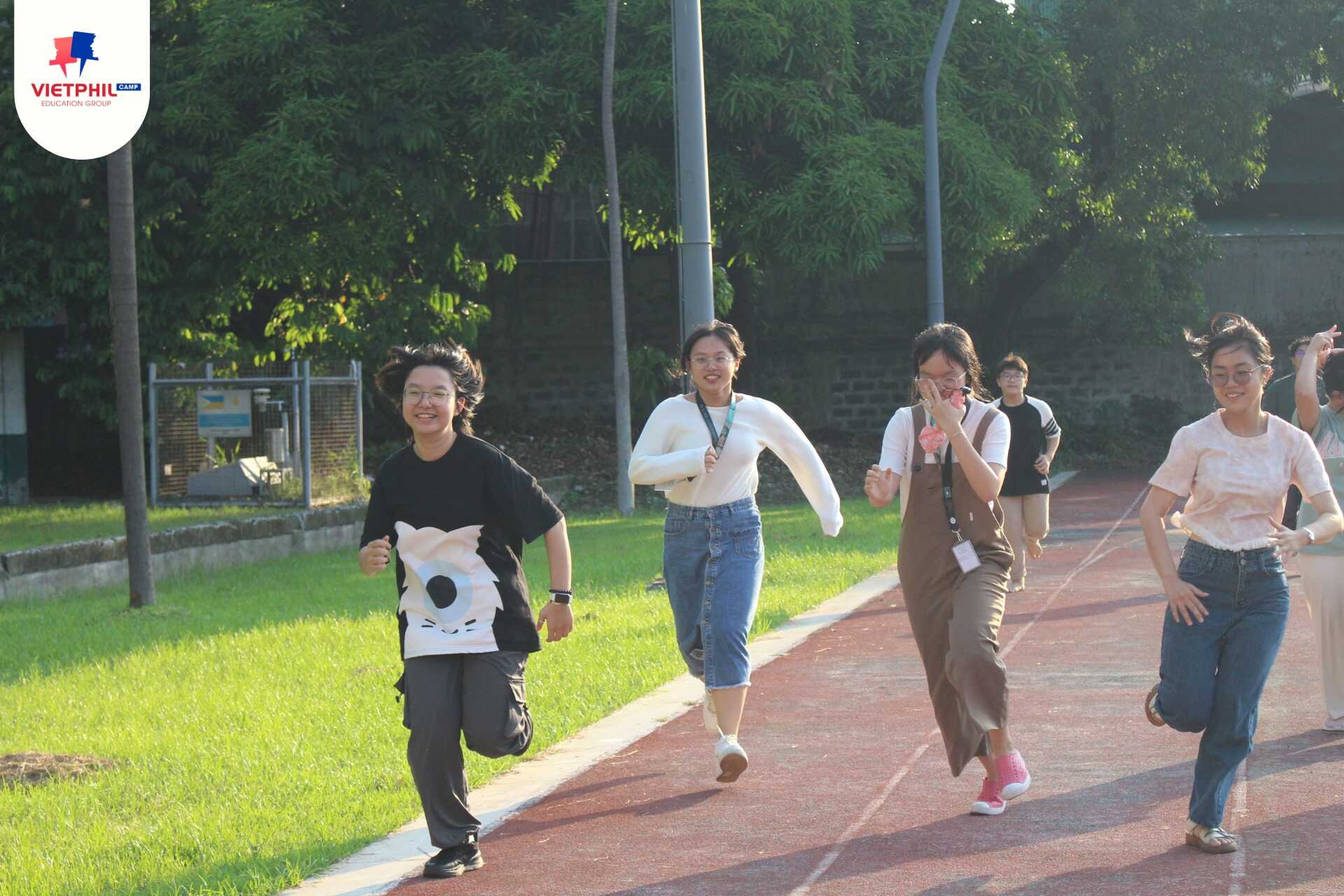 văn hóa hóa thể dục thể thao tại trại hè De La Salle