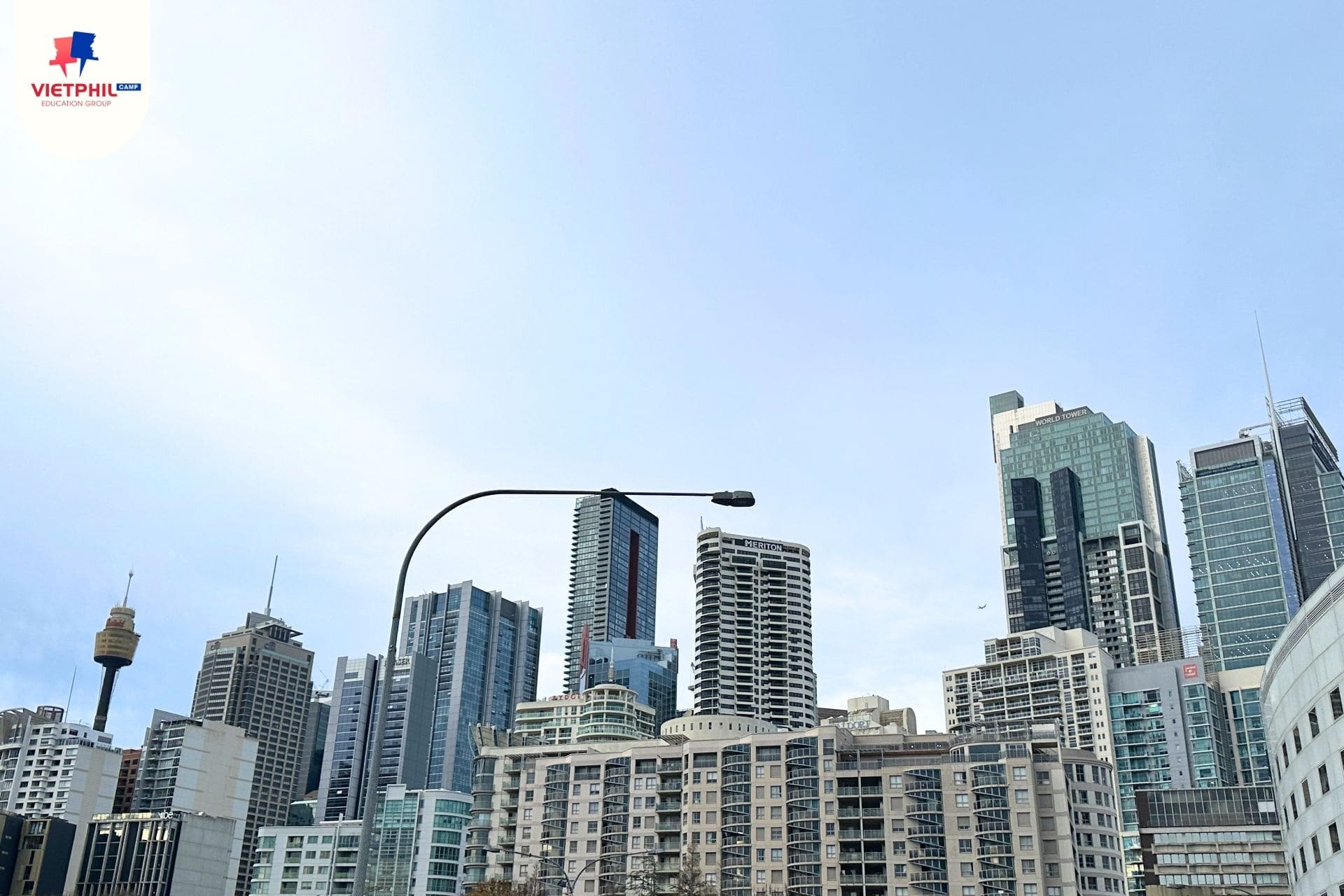 Hanh trinh kham pha nhung dia diem noi tieng nhat tai Australia cung cac ban nho tai trai he Uc 2024 - Cover Image