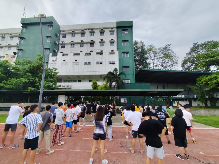 trai-he-dh-de-la-salle